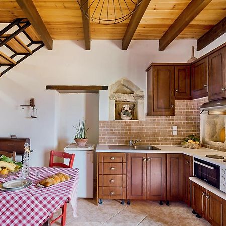 Maredhianá Vaggelis Little Stone Houseヴィラ エクステリア 写真